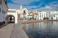 Qué ver en Cadaqués, el pueblo blanco y bohemio de la Costa Brava